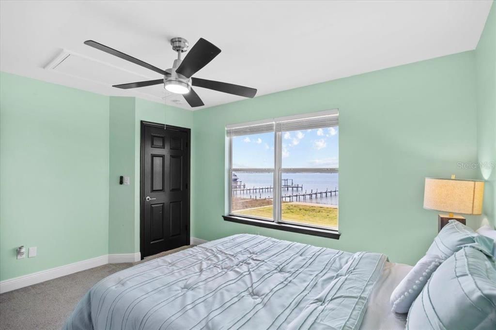 En Venta: $1,199,999 (5 camas, 4 baños, 3025 Pies cuadrados)