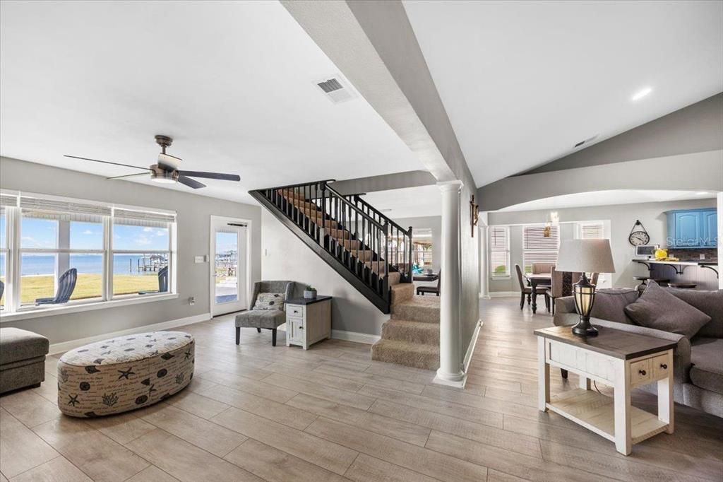 En Venta: $1,199,999 (5 camas, 4 baños, 3025 Pies cuadrados)