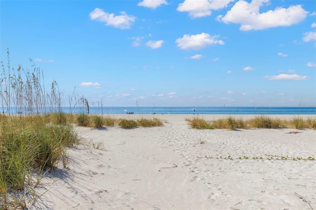 待售: $6,250,000 (4 贝兹, 4 浴室, 3186 平方英尺)