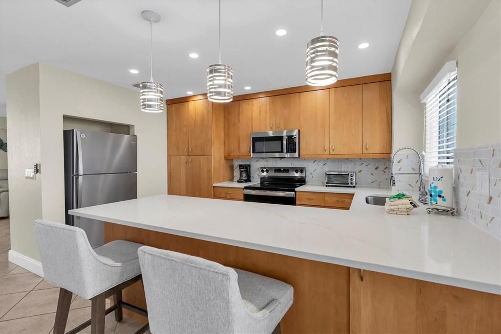 待售: $1,277,000 (2 贝兹, 2 浴室, 1285 平方英尺)