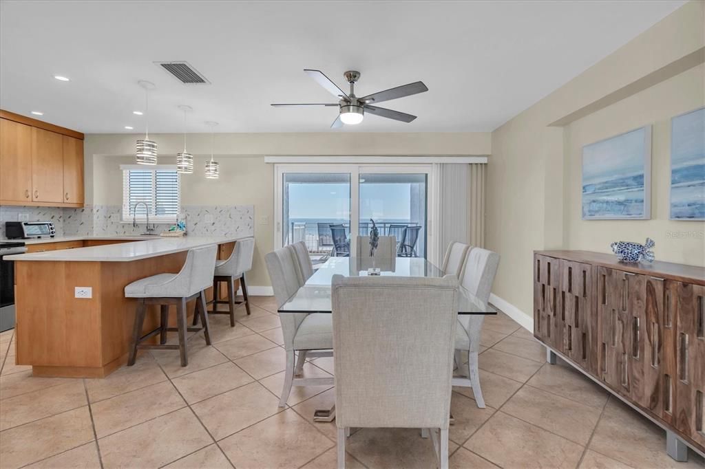 待售: $1,277,000 (2 贝兹, 2 浴室, 1285 平方英尺)