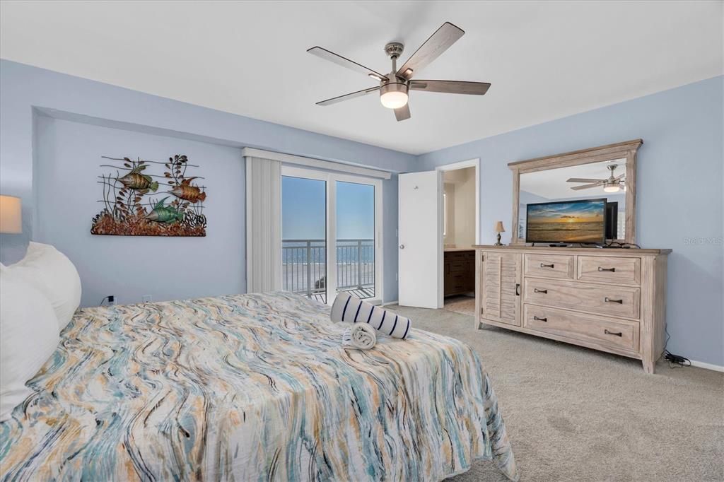 待售: $1,277,000 (2 贝兹, 2 浴室, 1285 平方英尺)