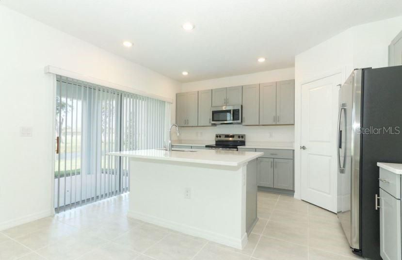 待售: $299,999 (3 贝兹, 2 浴室, 1500 平方英尺)