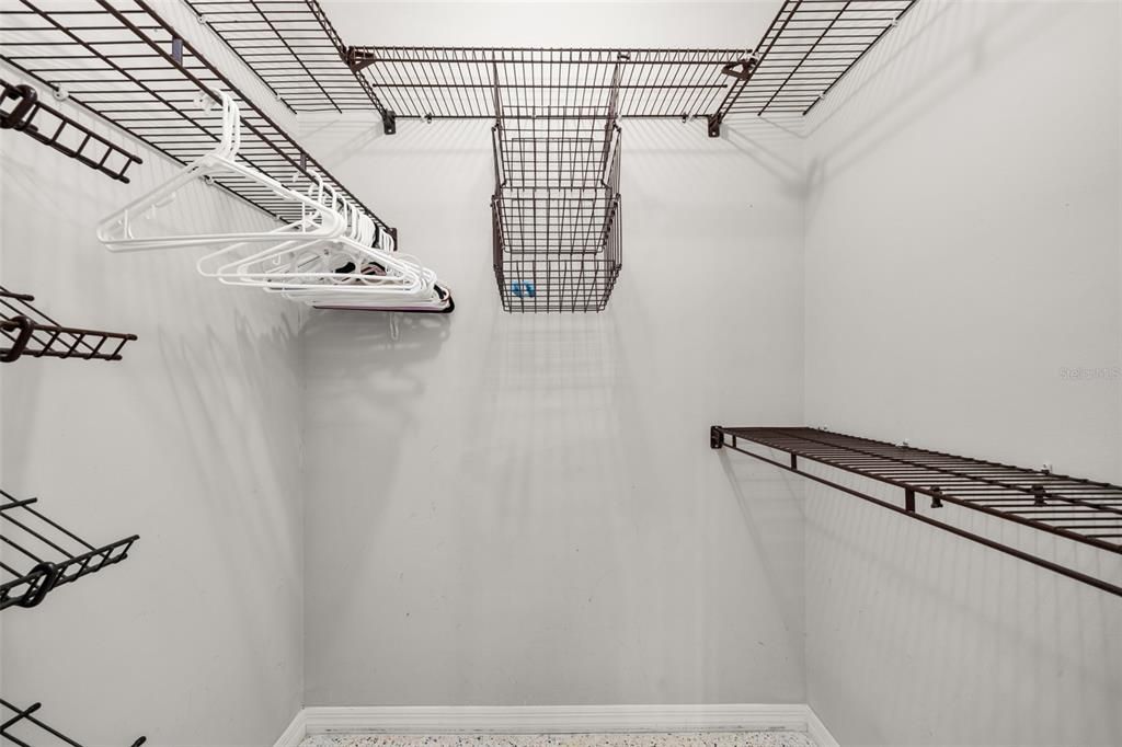 En Renta: $4,500 (5 camas, 4 baños, 4560 Pies cuadrados)