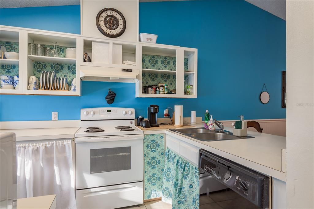 For Rent: $1,995 (2 beds, 2 baths, 1113 Square Feet)