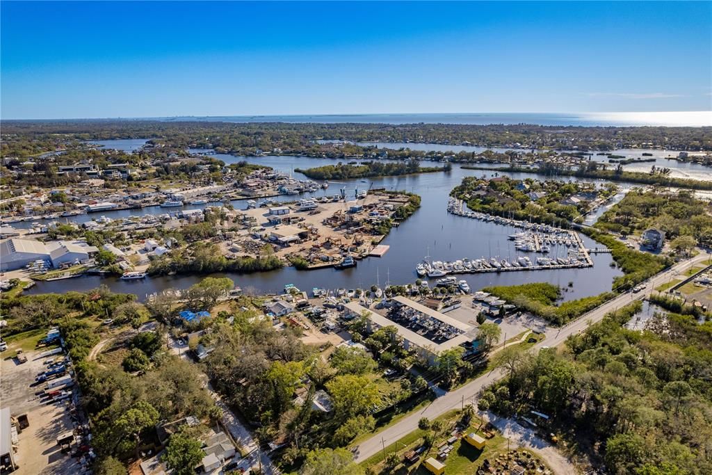 For Rent: $1,995 (2 beds, 2 baths, 1113 Square Feet)