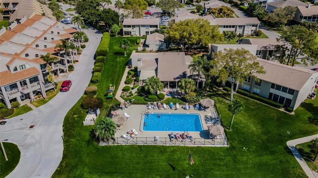 For Sale: $209,900 (2 beds, 2 baths, 980 Square Feet)