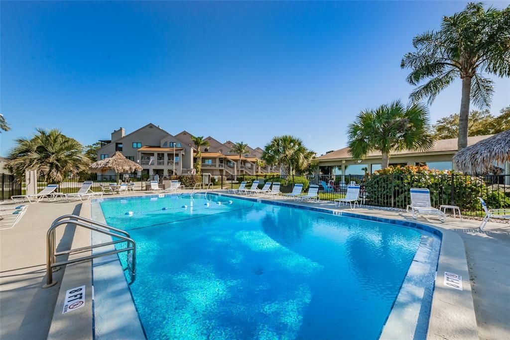 For Sale: $209,900 (2 beds, 2 baths, 980 Square Feet)