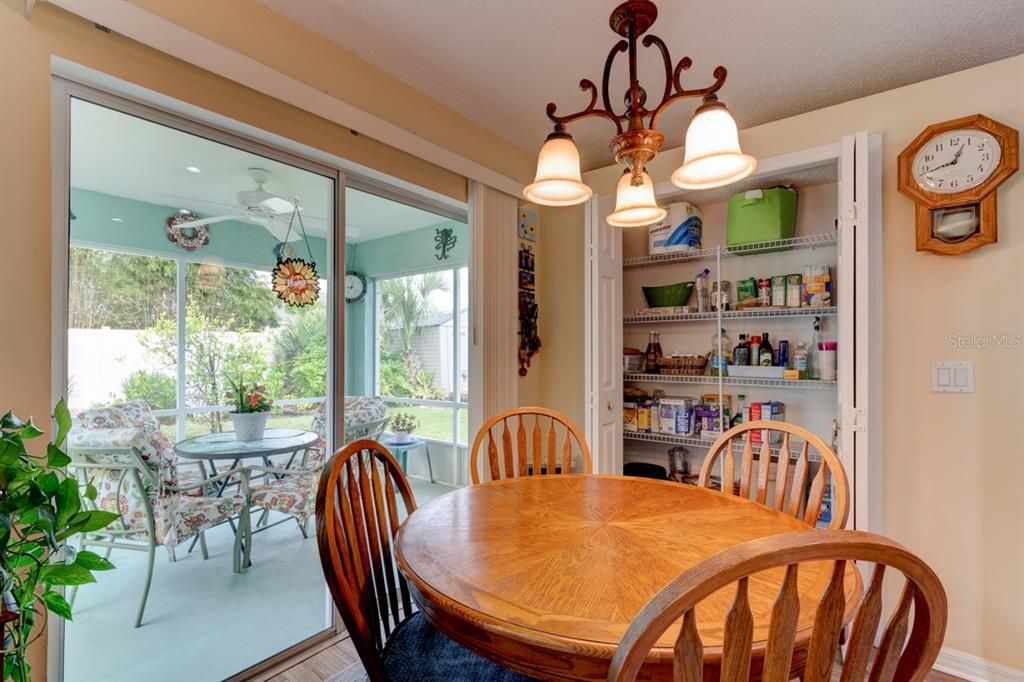 For Sale: $329,000 (3 beds, 2 baths, 1618 Square Feet)