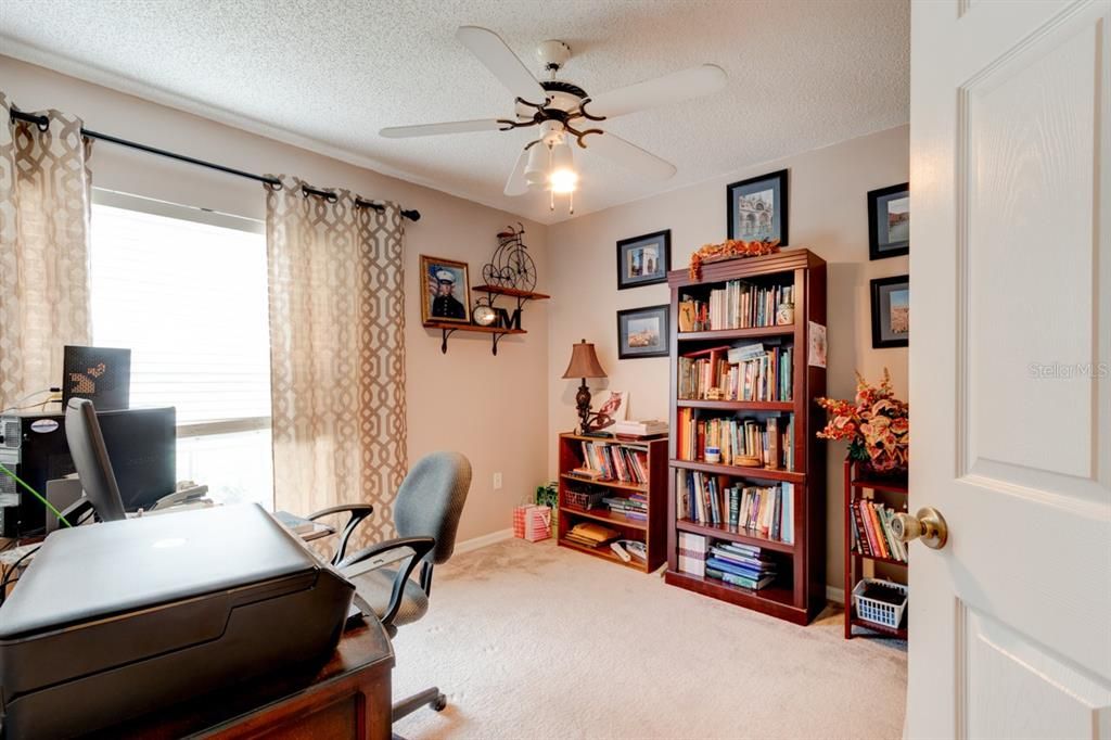 For Sale: $329,000 (3 beds, 2 baths, 1618 Square Feet)