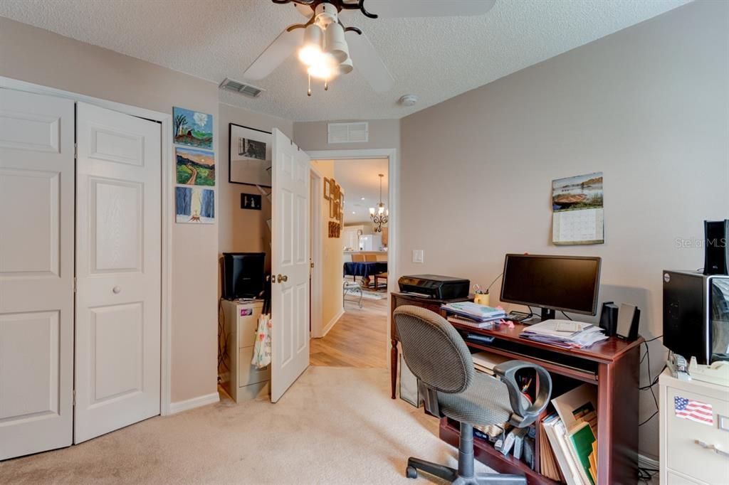 For Sale: $329,000 (3 beds, 2 baths, 1618 Square Feet)