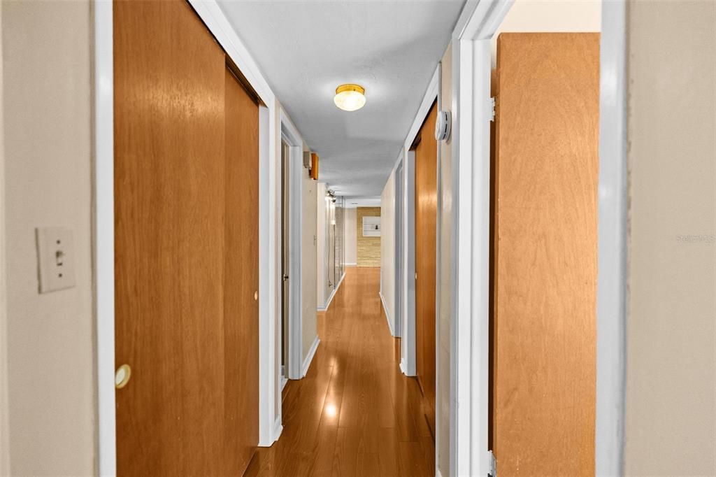 待售: $390,000 (3 贝兹, 2 浴室, 1570 平方英尺)