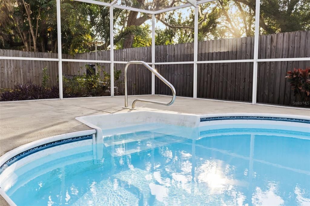 待售: $390,000 (3 贝兹, 2 浴室, 1570 平方英尺)