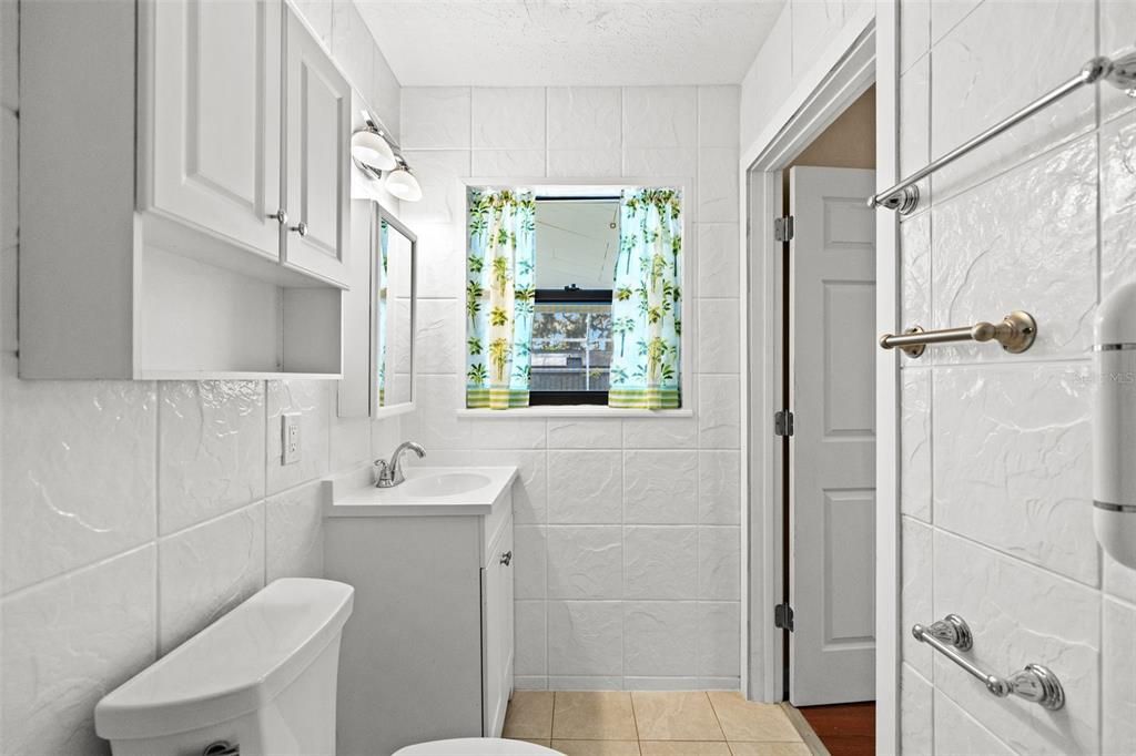 待售: $390,000 (3 贝兹, 2 浴室, 1570 平方英尺)