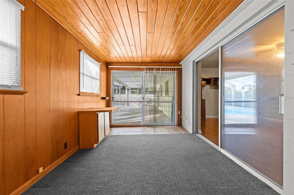 待售: $390,000 (3 贝兹, 2 浴室, 1570 平方英尺)