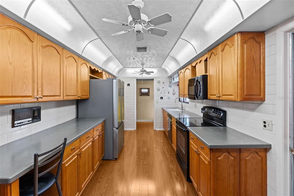 待售: $390,000 (3 贝兹, 2 浴室, 1570 平方英尺)