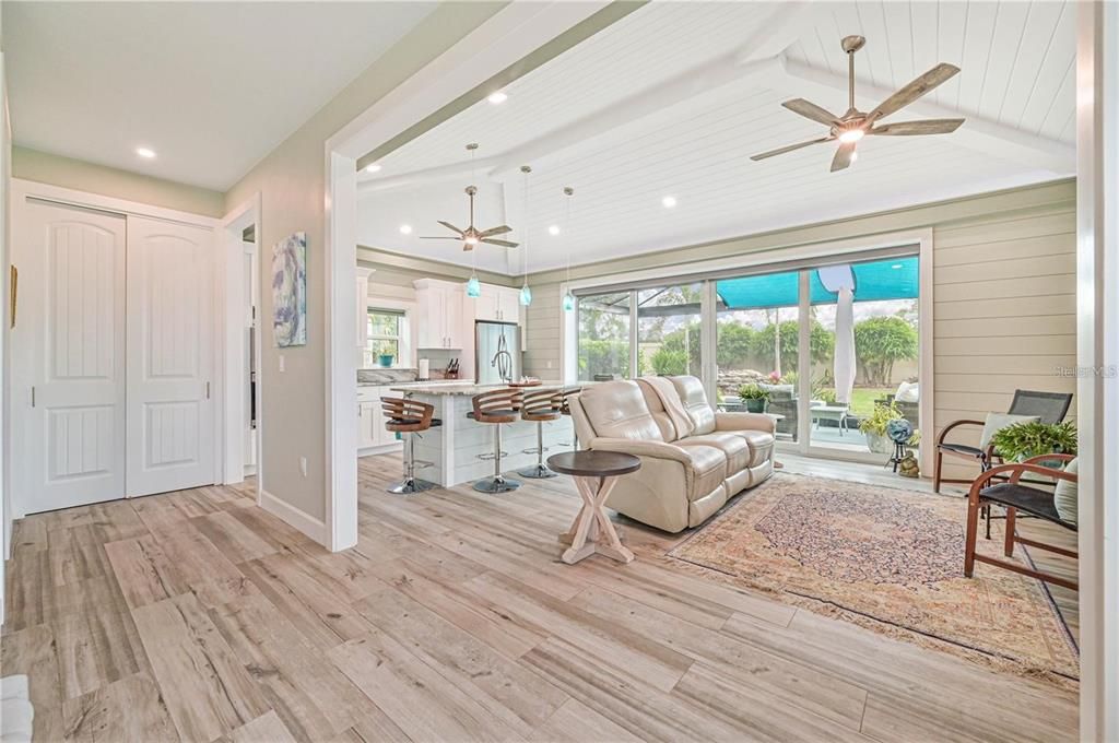 На продажу: $499,000 (1 спален, 1 ванн, 865 Квадратных фут)