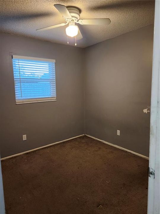 For Sale: $259,000 (4 beds, 1 baths, 1360 Square Feet)