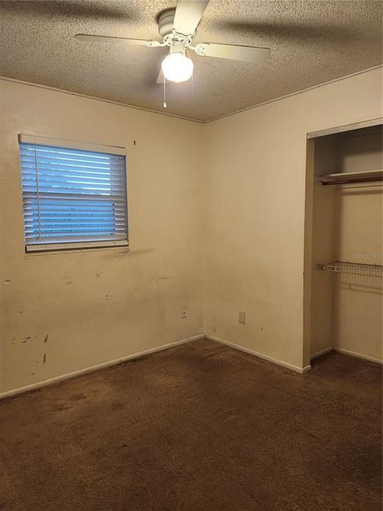 For Sale: $259,000 (4 beds, 1 baths, 1360 Square Feet)