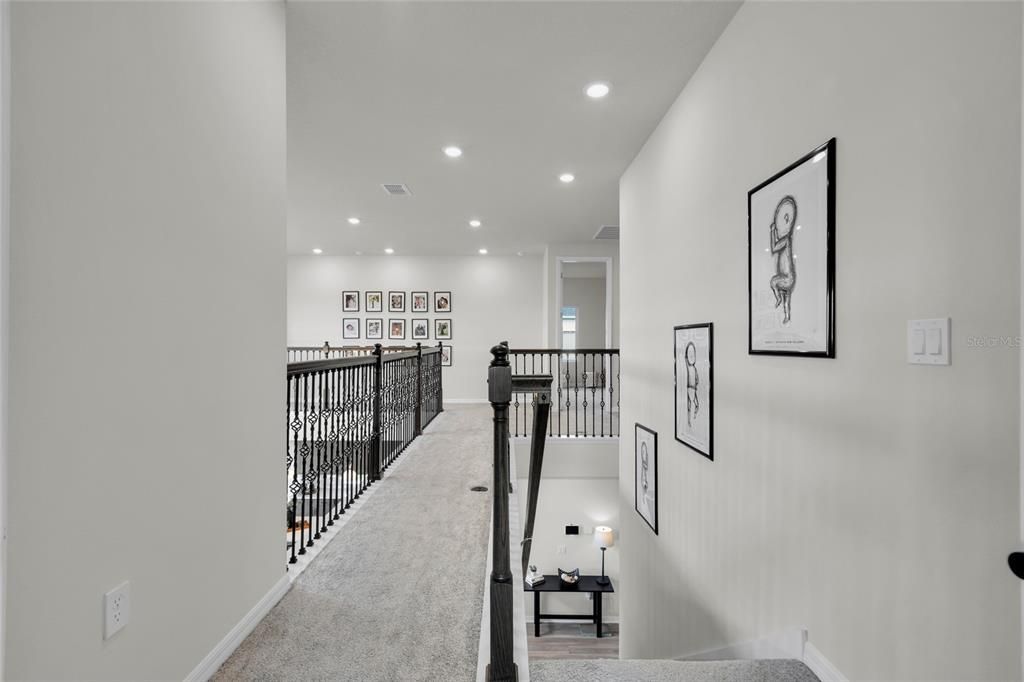 На продажу: $899,000 (5 спален, 4 ванн, 4033 Квадратных фут)