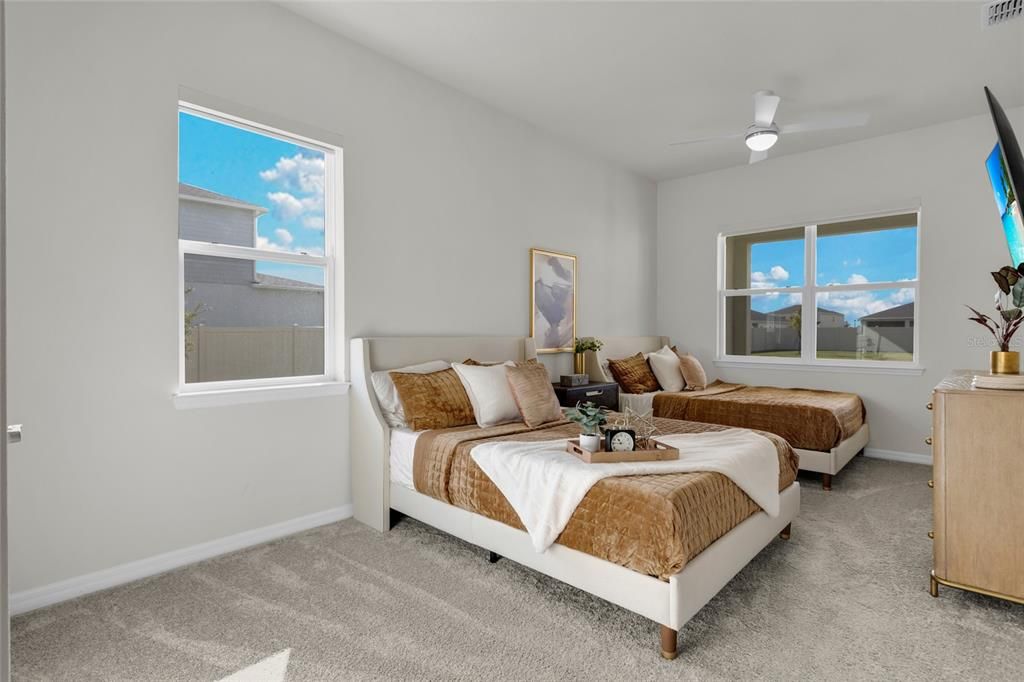 На продажу: $899,000 (5 спален, 4 ванн, 4033 Квадратных фут)