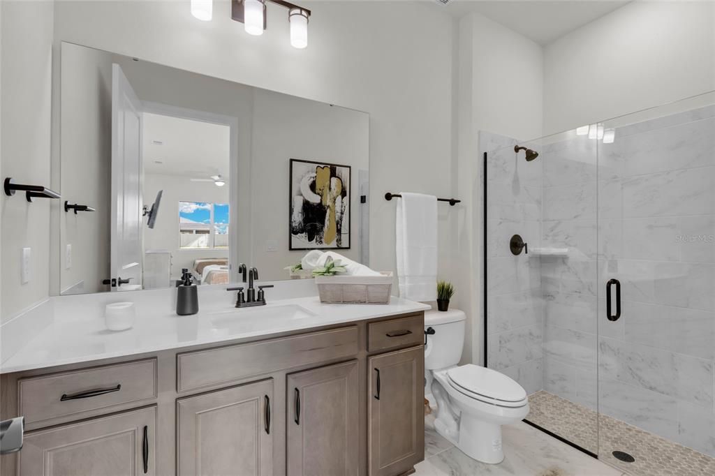 На продажу: $899,000 (5 спален, 4 ванн, 4033 Квадратных фут)