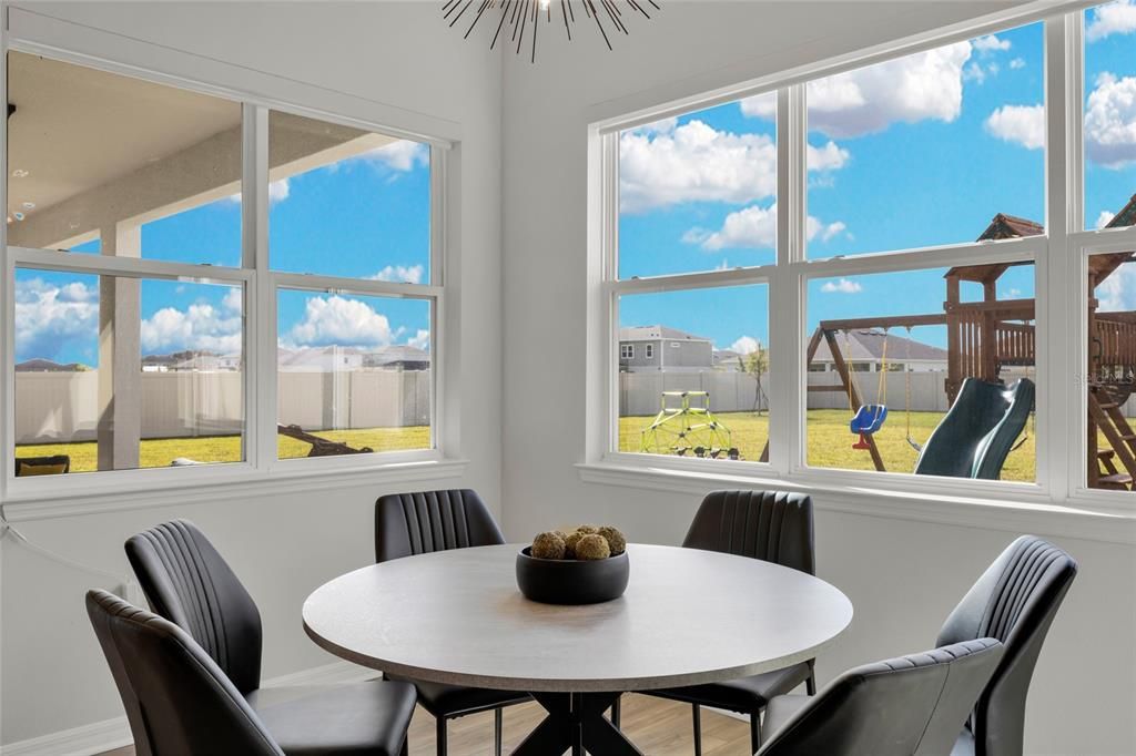 На продажу: $899,000 (5 спален, 4 ванн, 4033 Квадратных фут)