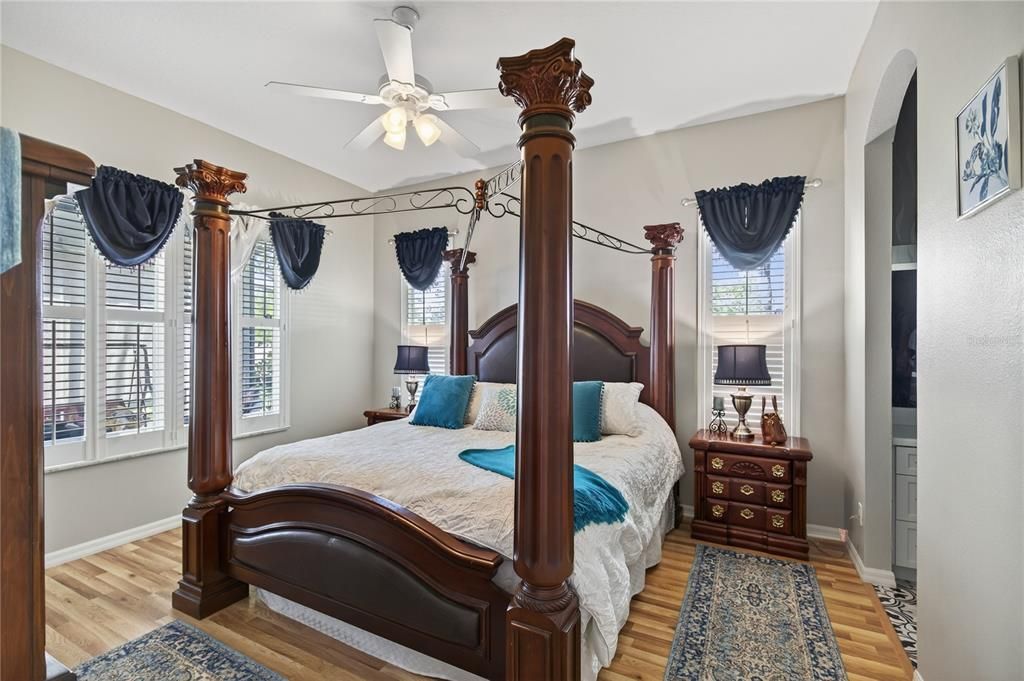 待售: $279,000 (2 贝兹, 2 浴室, 1414 平方英尺)