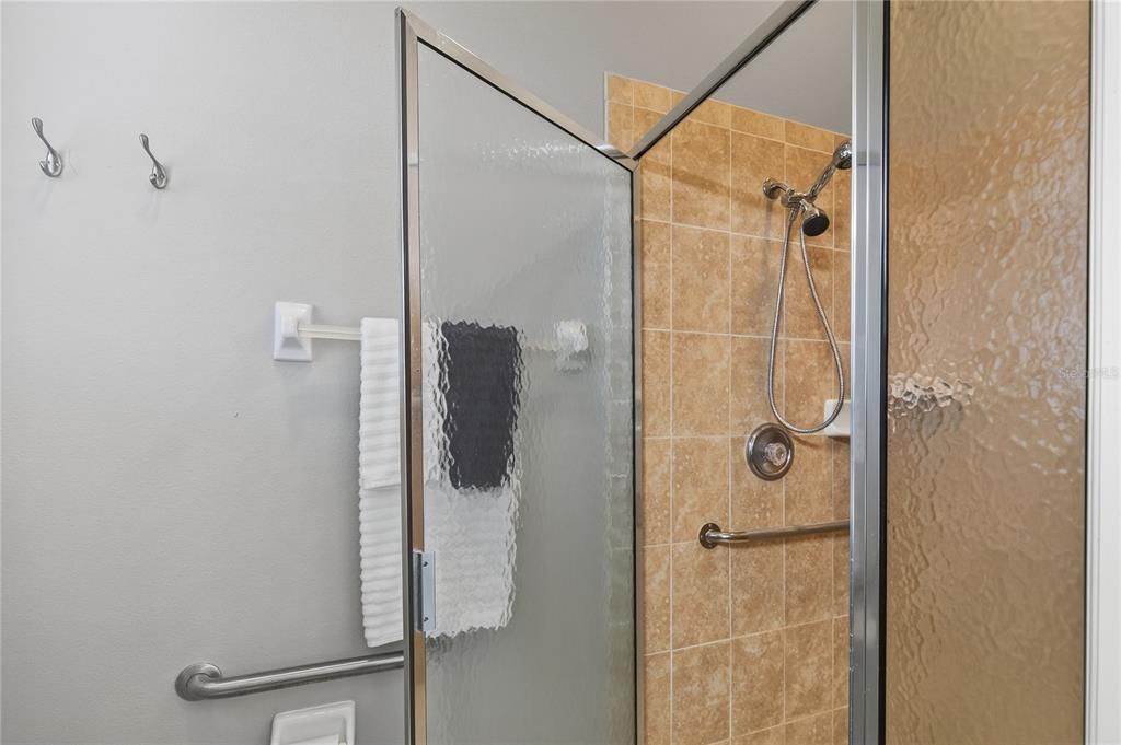 待售: $279,000 (2 贝兹, 2 浴室, 1414 平方英尺)