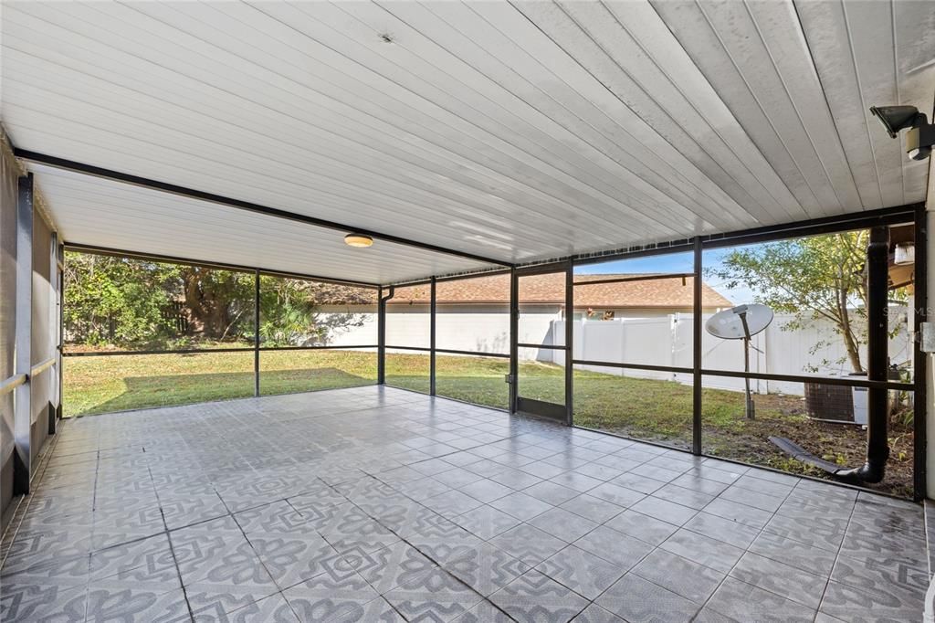 En Venta: $360,000 (2 camas, 2 baños, 1404 Pies cuadrados)