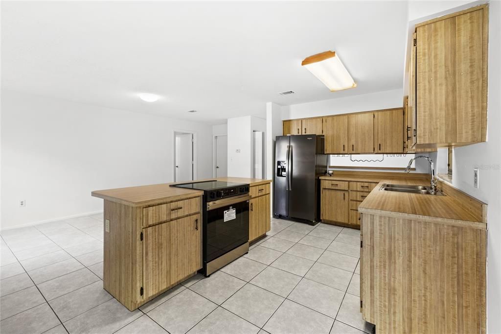 En Venta: $360,000 (2 camas, 2 baños, 1404 Pies cuadrados)