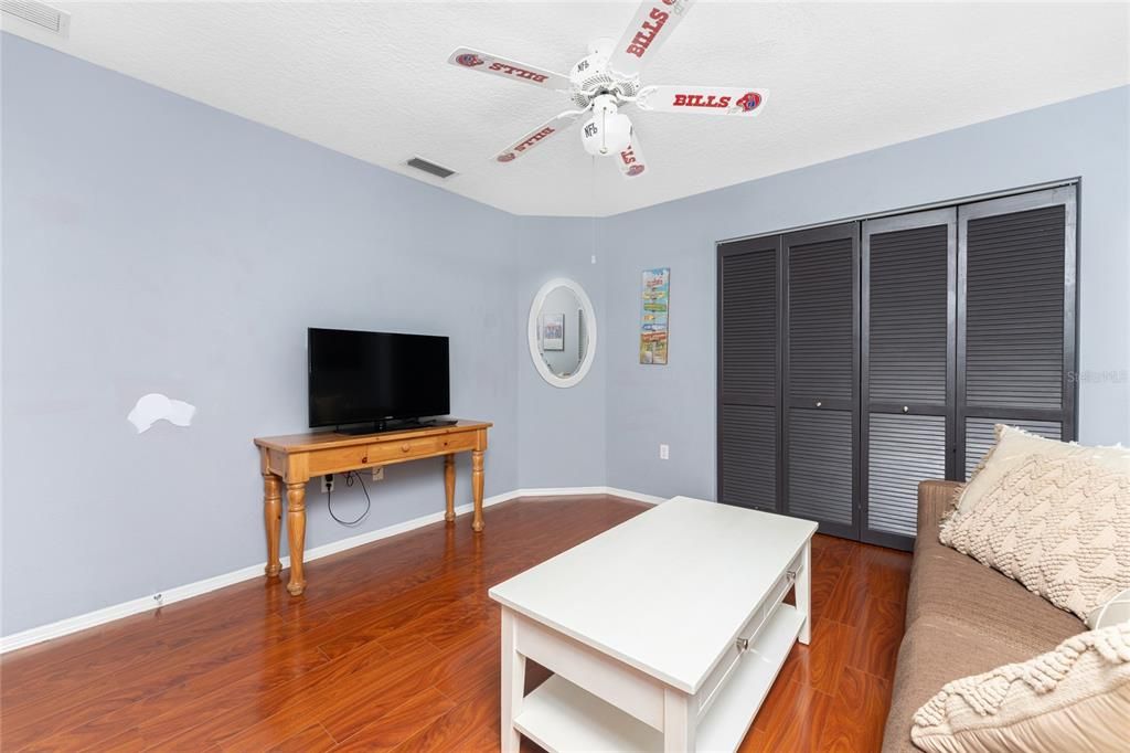 На продажу: $999,900 (3 спален, 2 ванн, 2452 Квадратных фут)