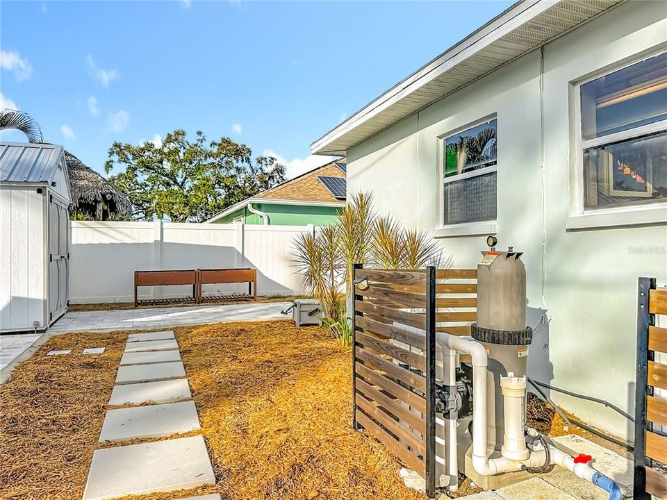 待售: $499,000 (3 贝兹, 1 浴室, 1090 平方英尺)