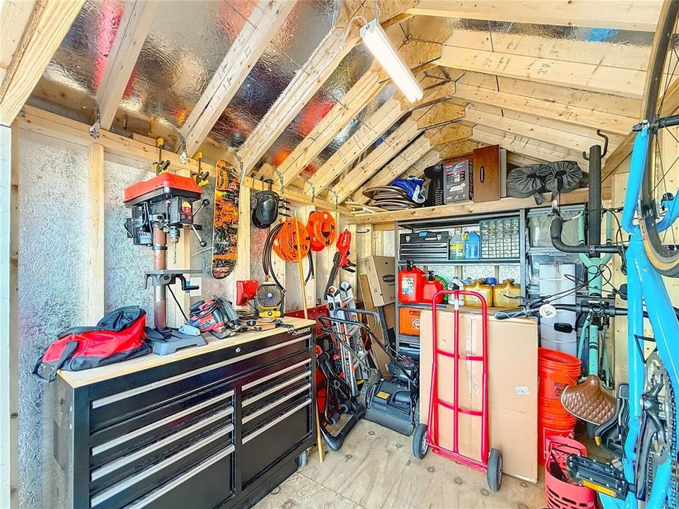 待售: $499,000 (3 贝兹, 1 浴室, 1090 平方英尺)