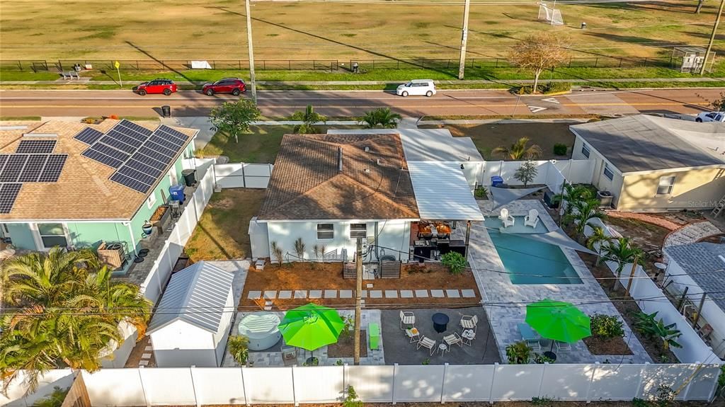 待售: $499,000 (3 贝兹, 1 浴室, 1090 平方英尺)