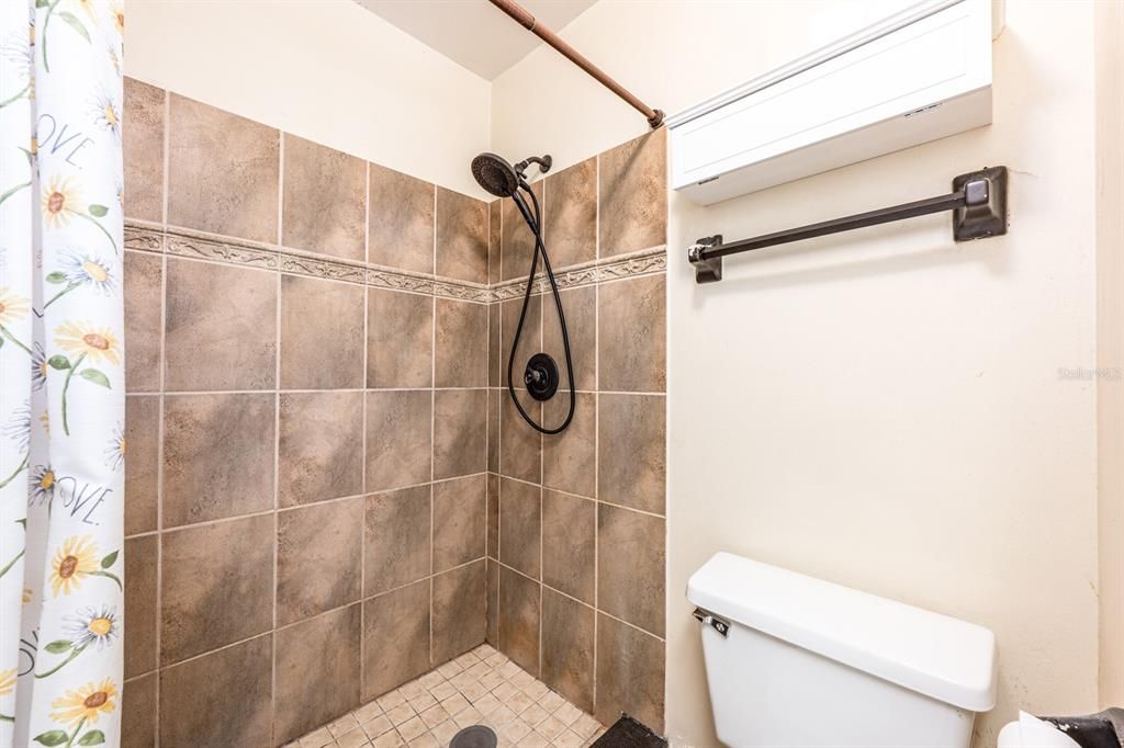 待售: $365,000 (3 贝兹, 2 浴室, 1399 平方英尺)