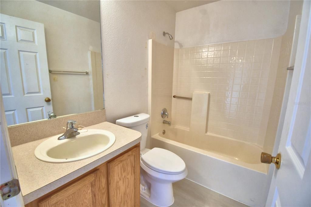 出租: $1,750 (4 贝兹, 2 浴室, 1674 平方英尺)