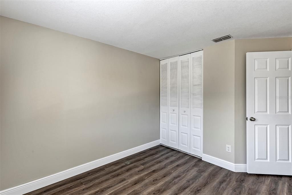 For Sale: $159,000 (3 beds, 2 baths, 1248 Square Feet)