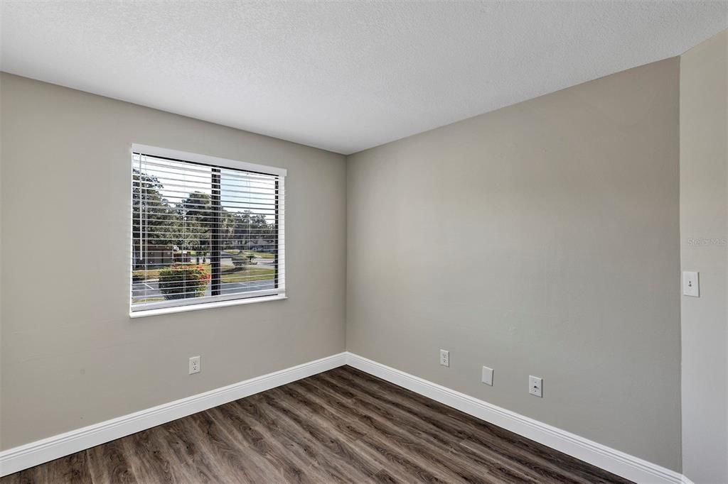 For Sale: $159,000 (3 beds, 2 baths, 1248 Square Feet)