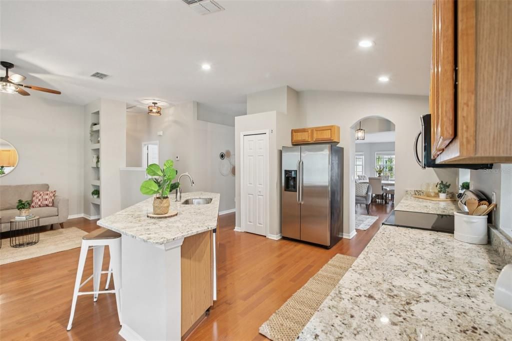 待售: $475,000 (3 贝兹, 2 浴室, 1850 平方英尺)