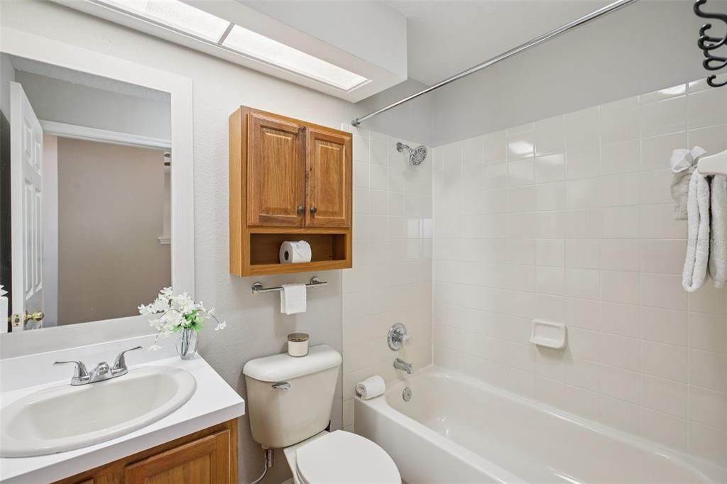 待售: $475,000 (3 贝兹, 2 浴室, 1850 平方英尺)