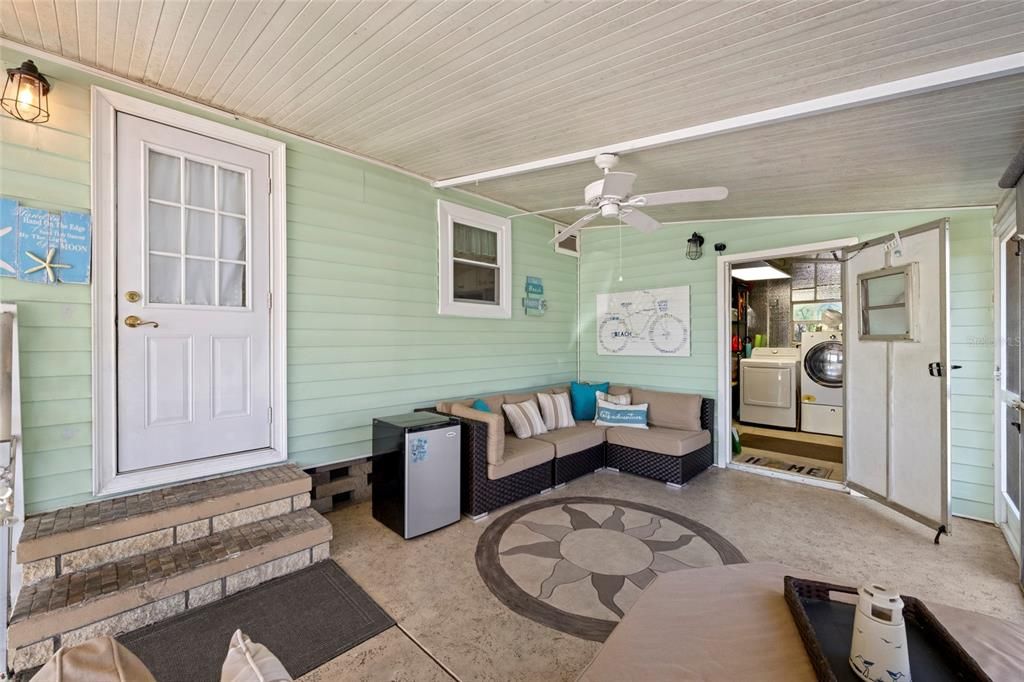 En Venta: $139,900 (2 camas, 2 baños, 864 Pies cuadrados)