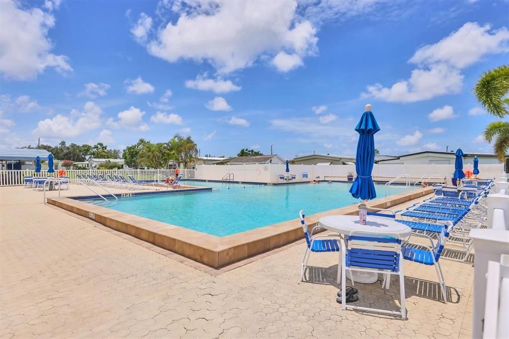 En Venta: $139,900 (2 camas, 2 baños, 864 Pies cuadrados)