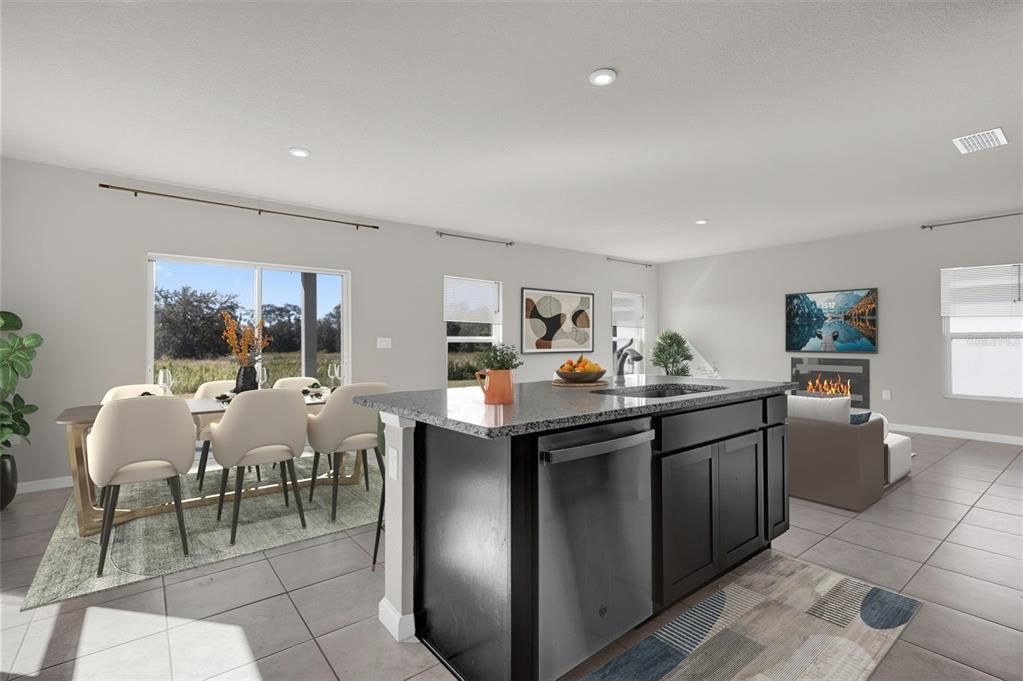 待售: $334,000 (4 贝兹, 2 浴室, 1900 平方英尺)