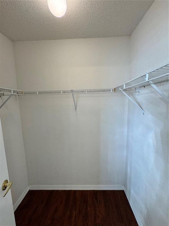 For Sale: $269,900 (4 beds, 2 baths, 1905 Square Feet)