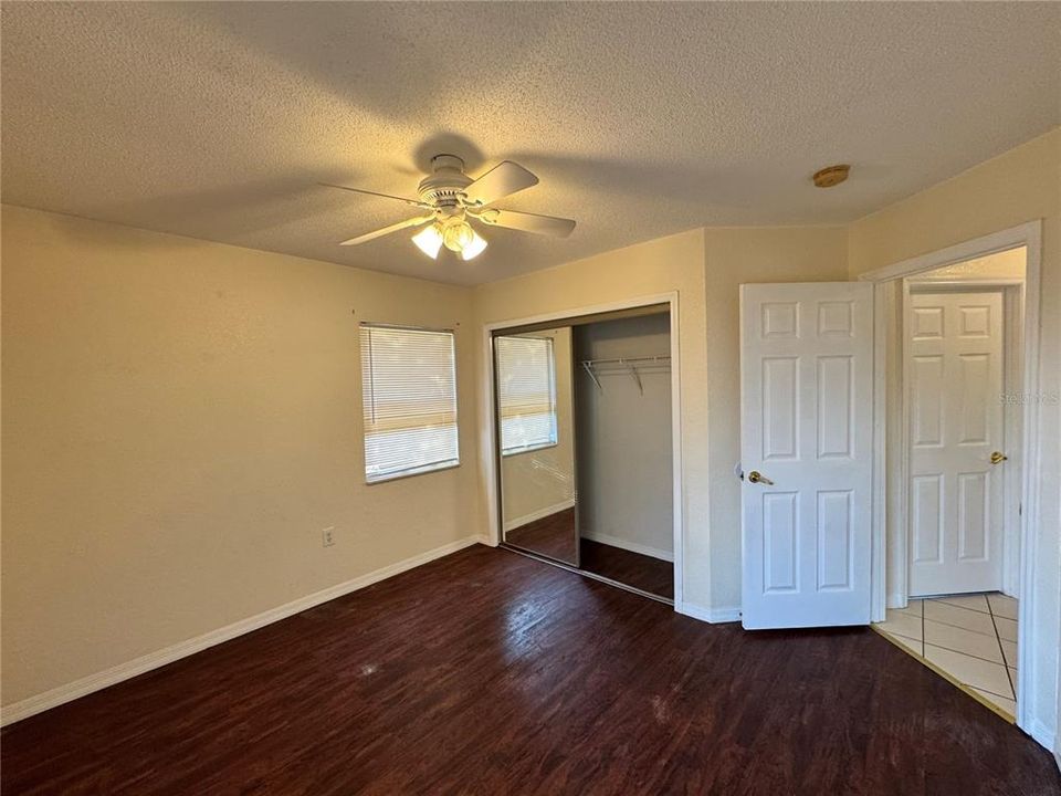 For Sale: $269,900 (4 beds, 2 baths, 1905 Square Feet)