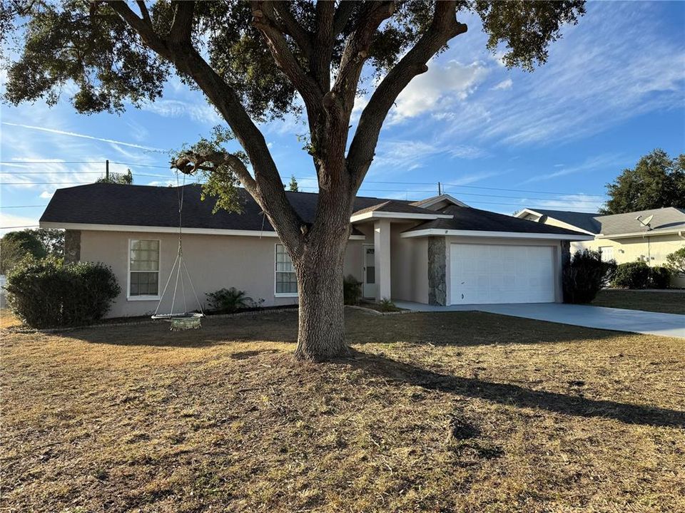 For Sale: $269,900 (4 beds, 2 baths, 1905 Square Feet)