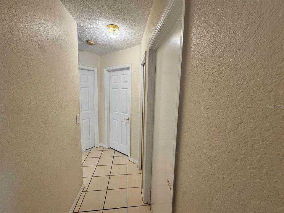 For Sale: $269,900 (4 beds, 2 baths, 1905 Square Feet)
