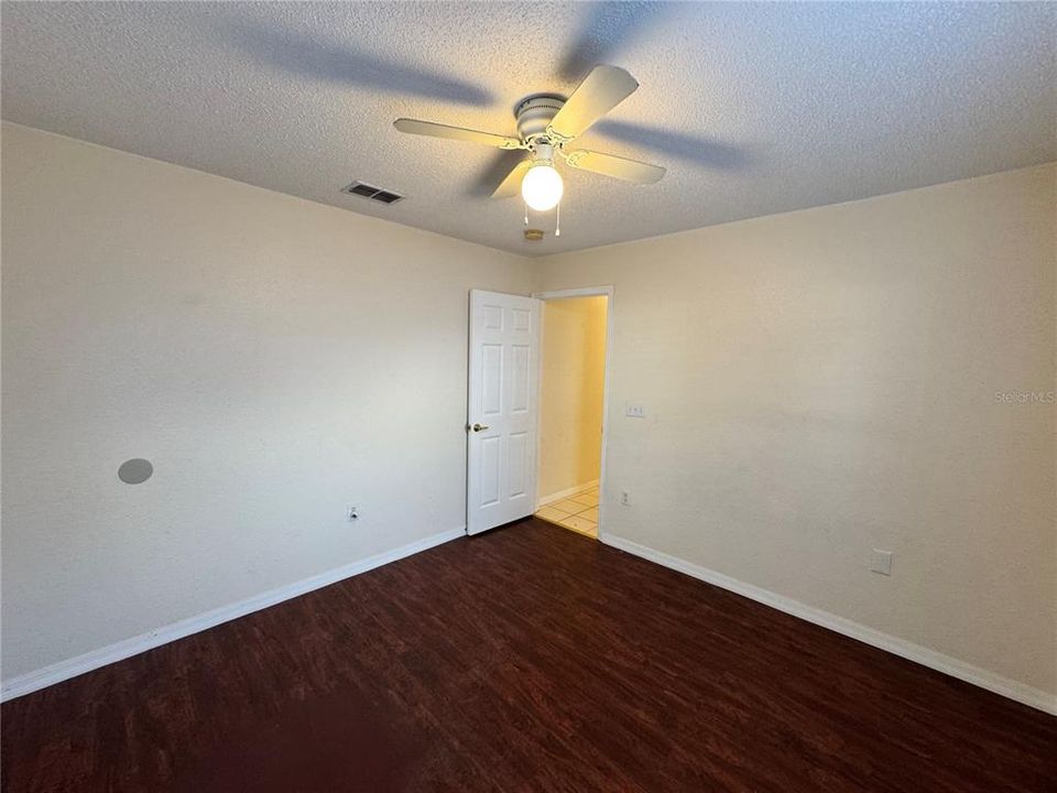 For Sale: $269,900 (4 beds, 2 baths, 1905 Square Feet)