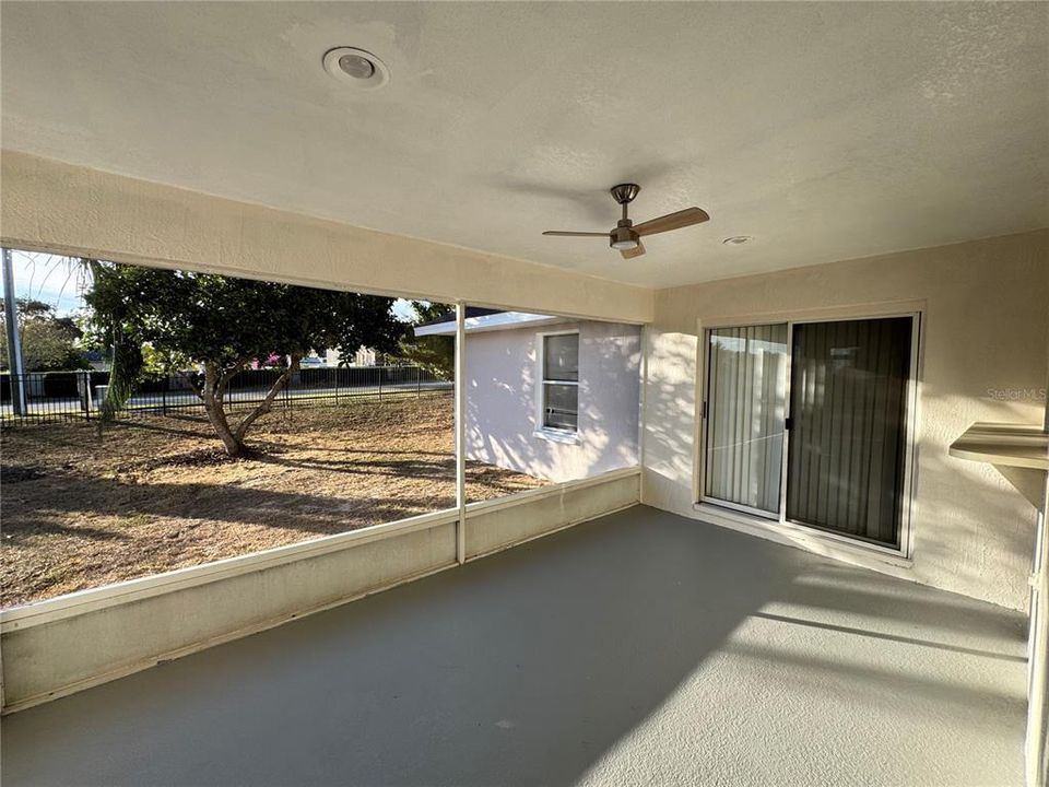 For Sale: $269,900 (4 beds, 2 baths, 1905 Square Feet)